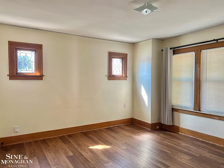 1450 Maryland St — Photo 4