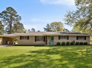 1002 Enfield Dr, Marshall, TX 75672