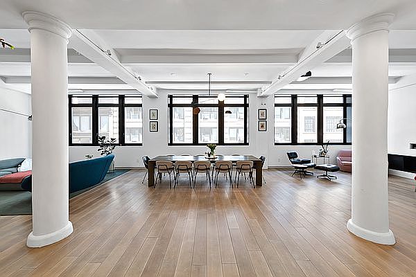 1st image of 32 W 20th St APT 4