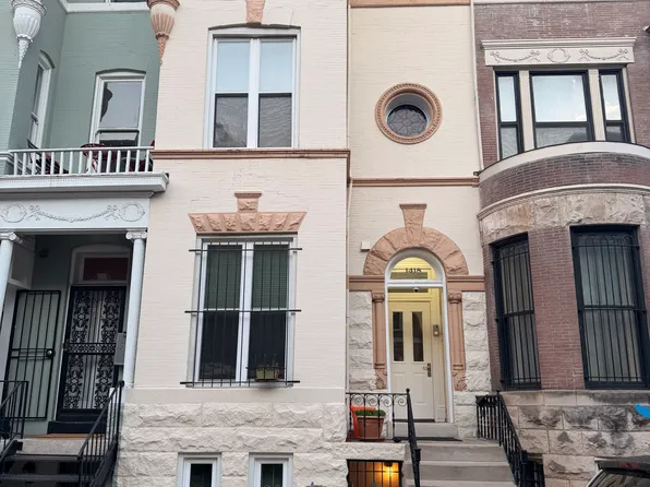 1418 Hopkins St NW APT 3, Washington, DC 20036