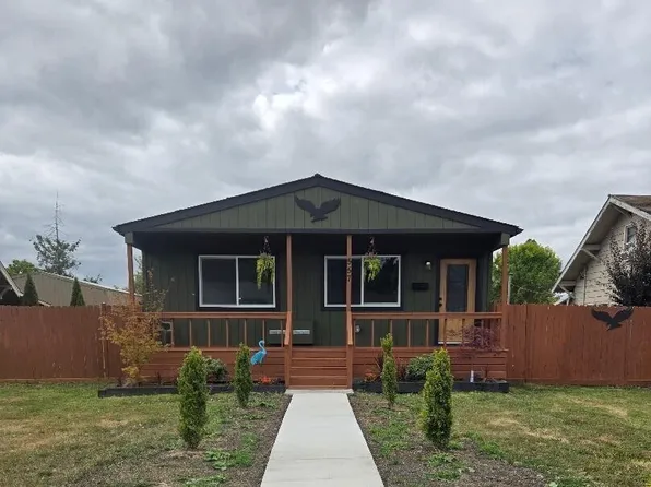 557 SW Pacific Avenue, Chehalis, WA 98532