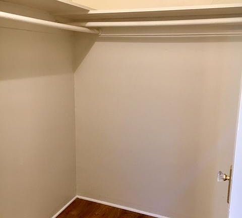 2nd image of 410 N Gertruda Ave