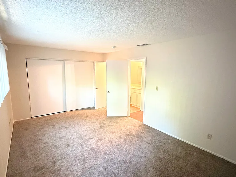 7885 Vistaridge Dr #1 — Photo 11