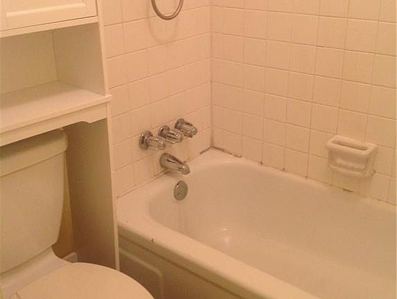 4th image of 105 E 31st St APT 106