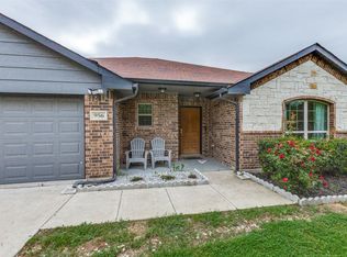 956 Ranch Rd, Dallas, TX 75253
