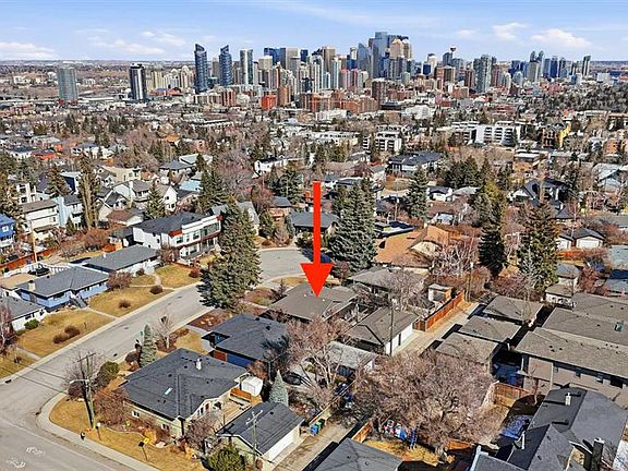 3rd image of 2013 N 22nd Ave SW