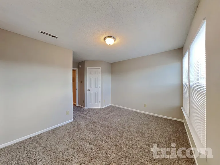 6219 Monteo Ln — Photo 13