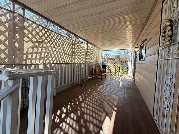 4th image of 220 S Madera Ave Space 23