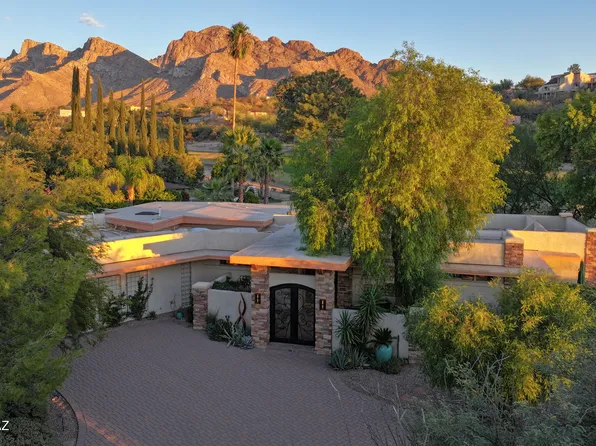 775 W Landoran Ln, Oro Valley, AZ 85737