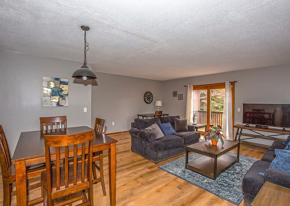 1st image of 42 Candlewood Dr Unit 42