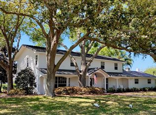 303 Ocala Rd, Belleair, FL 33756