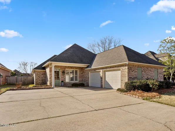 326 Lasalle Ct, Flowood, MS 39232
