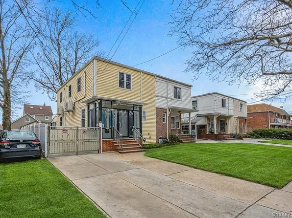 5020 Clearview Expy, Flushing, NY 11364