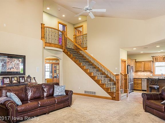 4th image of 8520 Parkside Cir