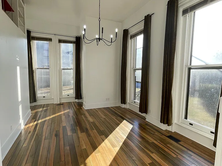 1135 S 1st St #1 — Photo 1