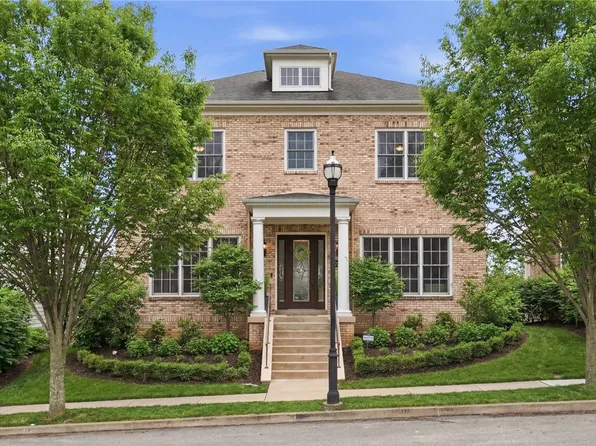 1690 Shelburne Ln, Pittsburgh, PA 15217