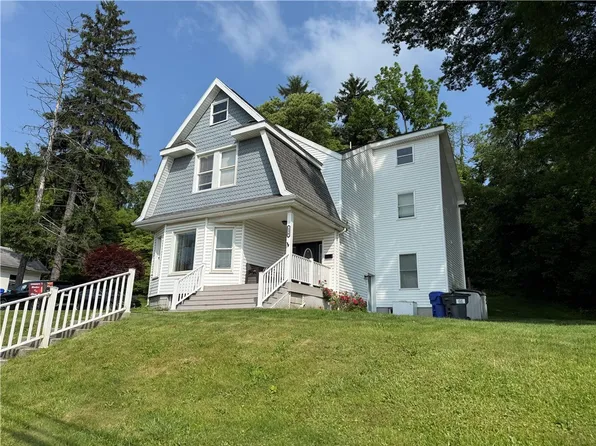 236 New Castle St, Slippery Rock, PA 16057