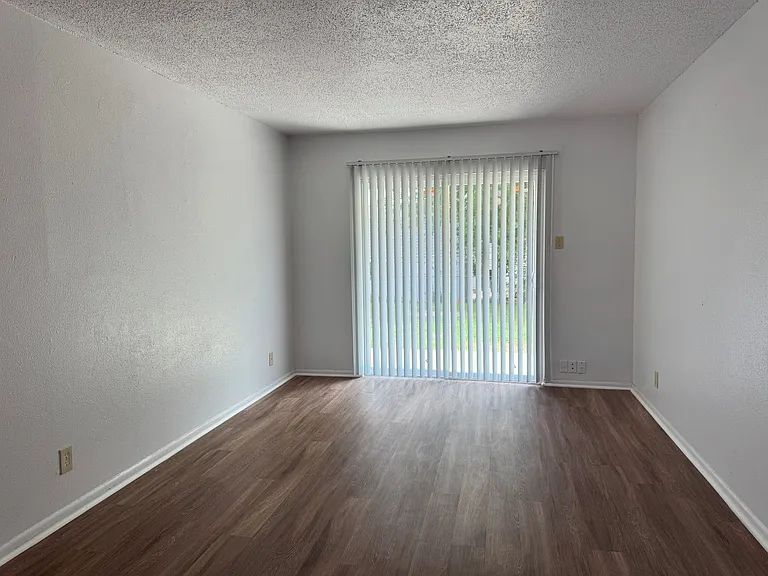 132 Meadow Way — Photo 4