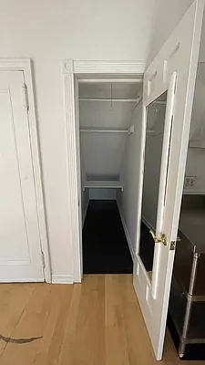 Rented by Douglas Elliman | media 7