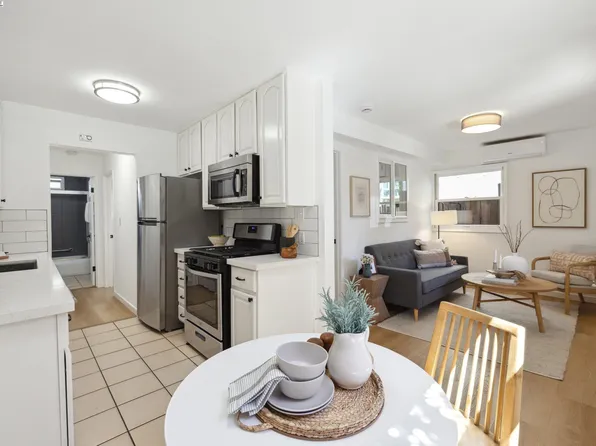 2922 Hillegass Ave APT B, Berkeley, CA 94705