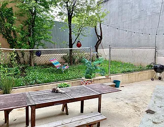 Rented by Apple Exclusive Realty Inc