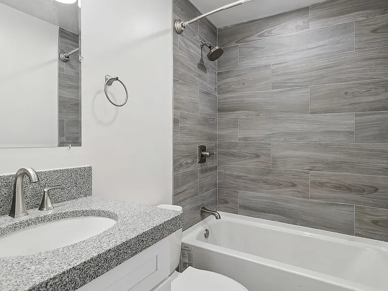 Newly Renovated 2 Bed/2 Bath El Cajon — Photo 7