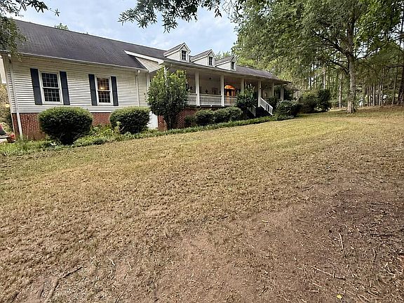 3rd image of 2281 Red Haven Drive