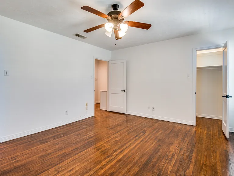 6465 Bordeaux Ave #6465 — Photo 25