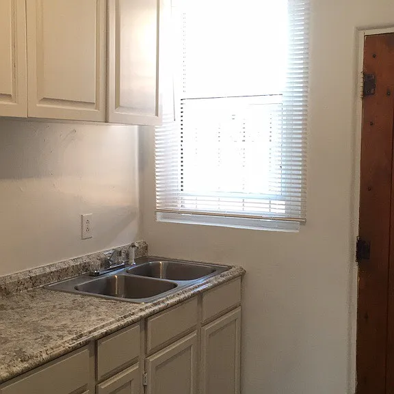 1221 Copper Ave NE #205 — Photo 12