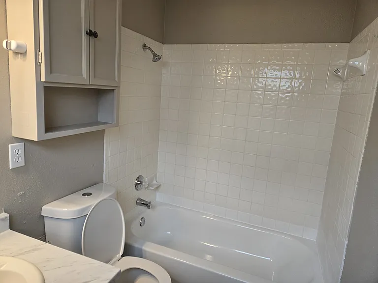 1306 Tres Rios Dr — Photo 8
