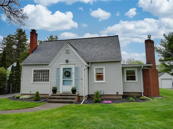 80 Hubbard Dr, North Chili, NY 14514