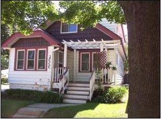 2000 S 72nd St, West Allis, WI 53219