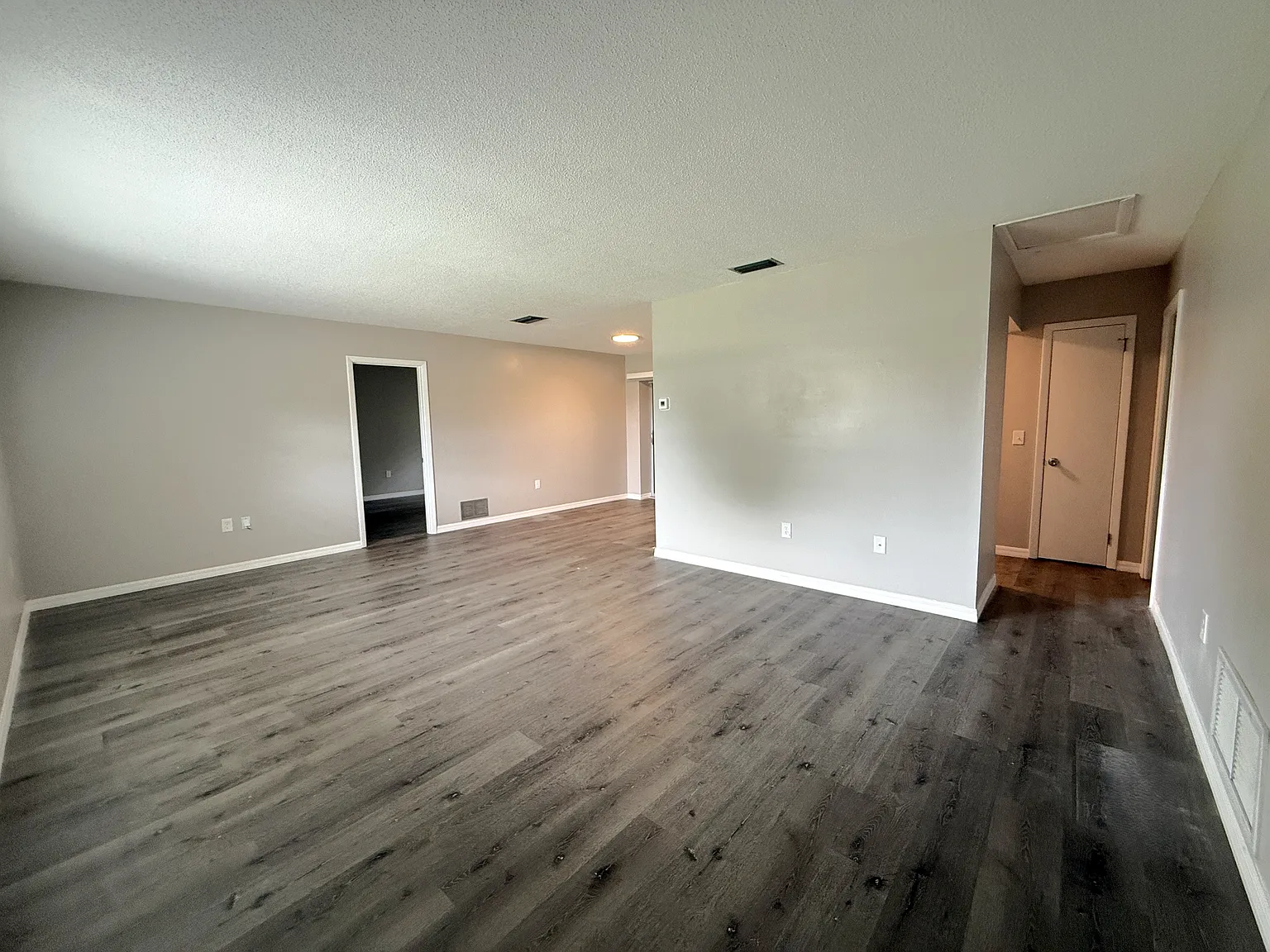 362 Briarwood Road - 1 — Photo 2