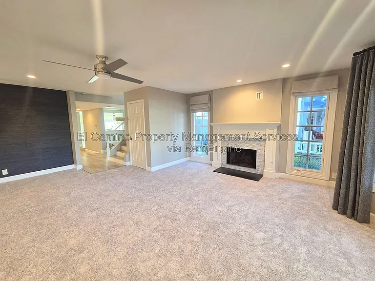 1728 Lake St — Photo 16