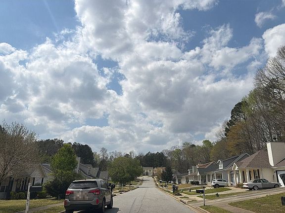4th image of 165 Glynn Addy Dr