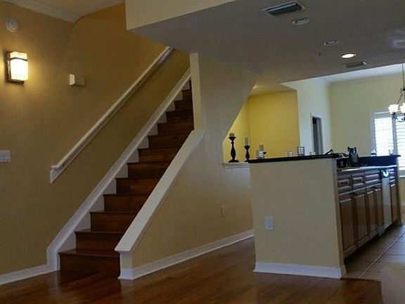 5th image of 5212 W Kennedy Blvd