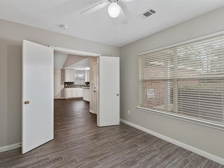 16302 Many Trees Ln — Photo 6