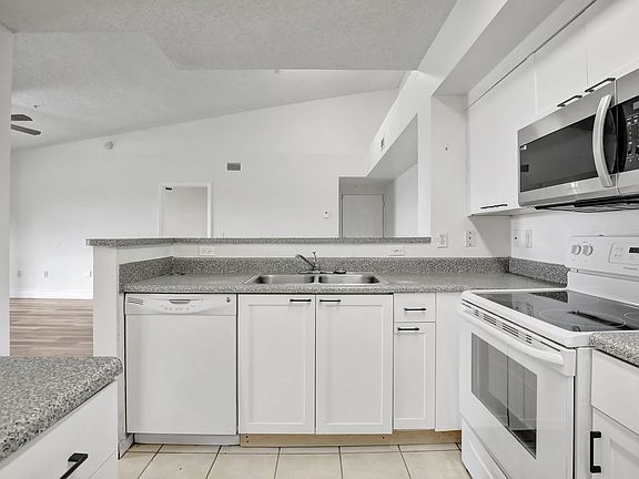 3rd image of 2401 W Preserve Way APT 302