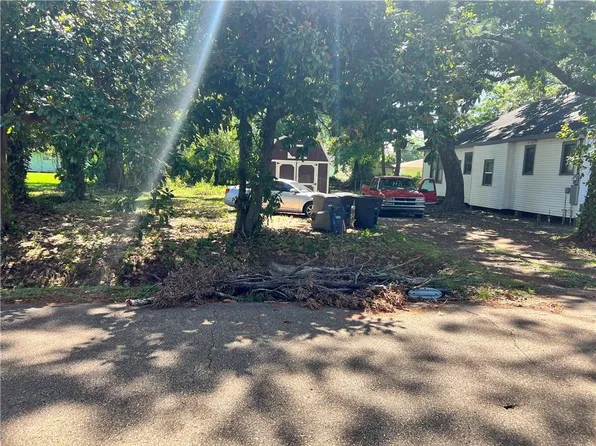 Avenue I, Baton Rouge, LA 70807