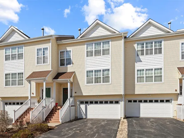 100 Woodlake Drive, Middletown, NY 10940