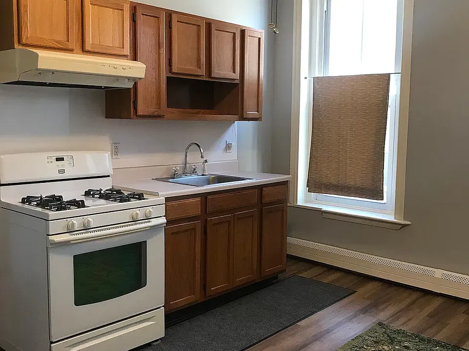 316 High St #4