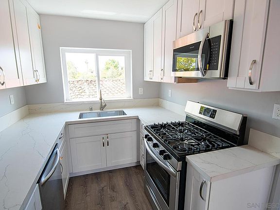 3rd image of 4502 47th St