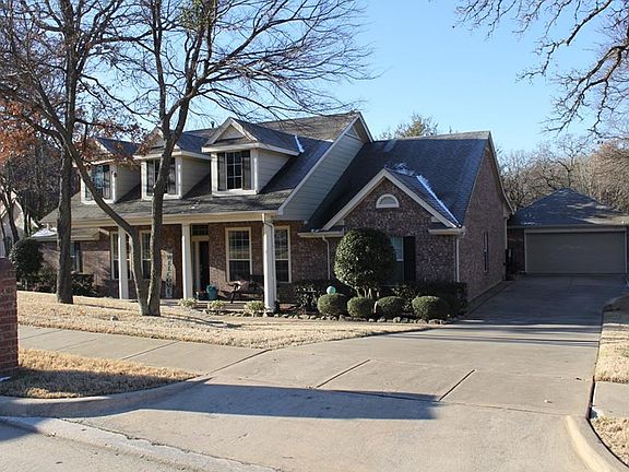 2nd image of 3707 Windsor Pkwy