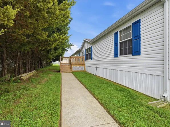 347 Fox Pointe Dr #120, Dover, DE 19904