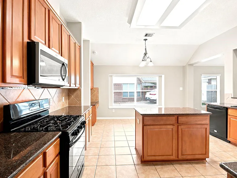 24815 Corbin Gate Dr — Photo 12
