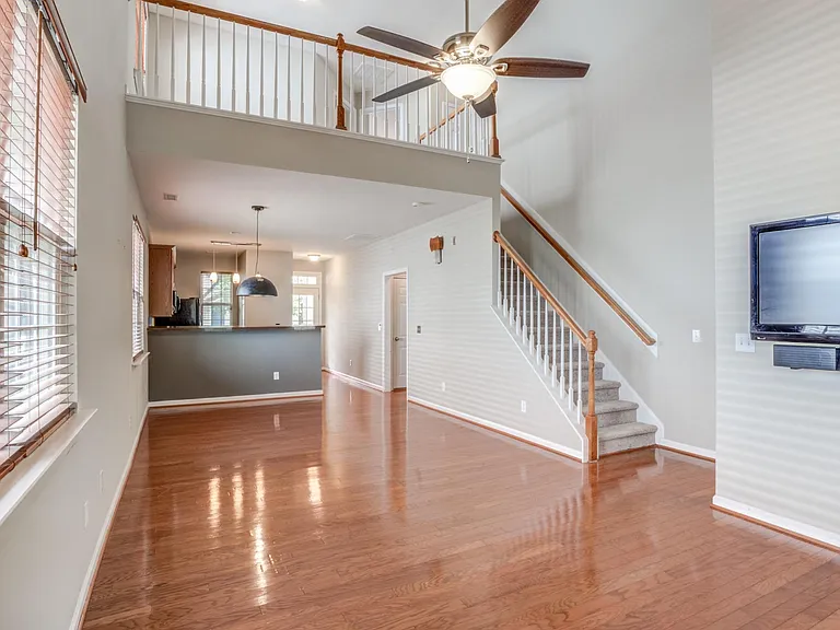 8221 Belneath Ct — Photo 5