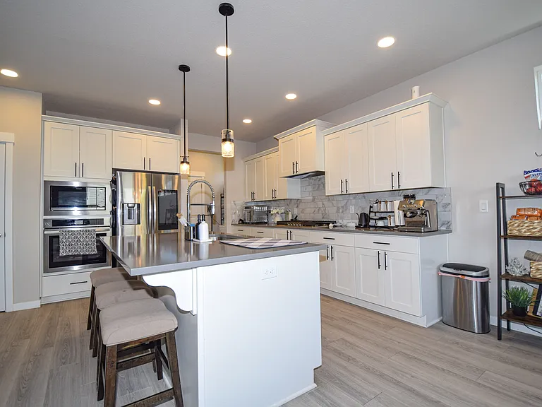 1690 S Quartz Dr — Photo 11