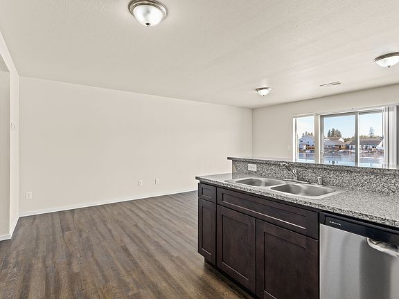 4th image of 6708 S Takoda Park Ln