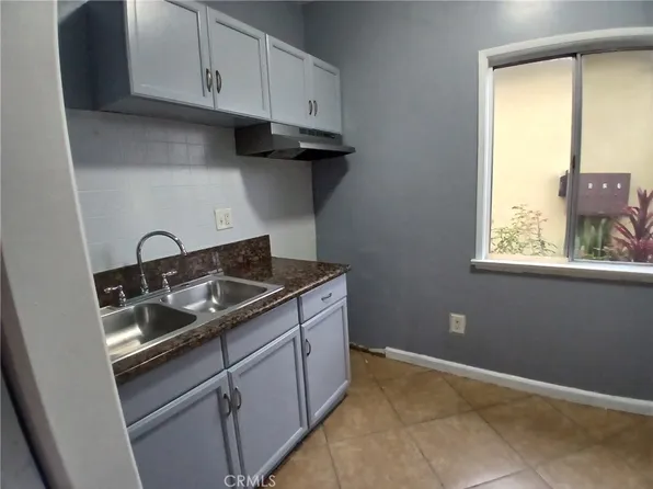 4436 E 7th St, Long Beach, CA 90804