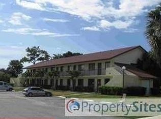 500 Nottingham Cir APT E, Greenacres, FL 33463